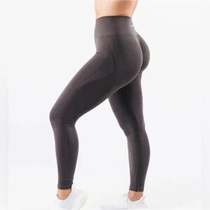 Alphalete Amplify Contour Leggings